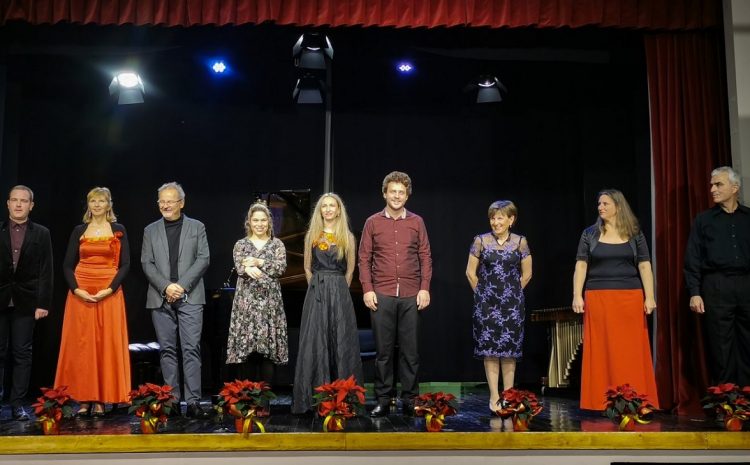 Concerto di Natale dei membri della Società croata di artisti musicali – sezione di Pola